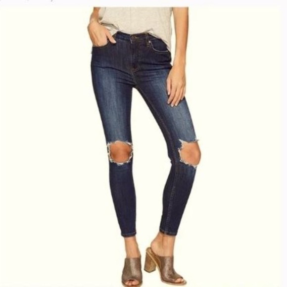 Free People Denim - Free people - Dark Denim Busted Knee Skinny Jean - Size 26 turkey